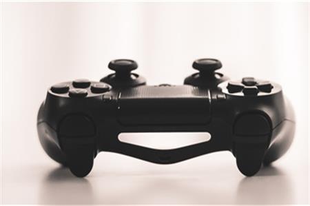 品牌定位是一場游戲，認(rèn)真你就輸了