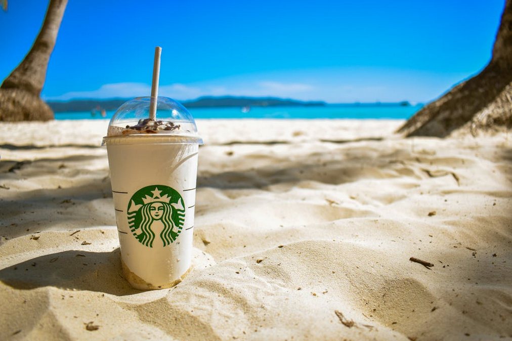 星巴克沒有一句文案的廣告，卻是吸引人的宣傳